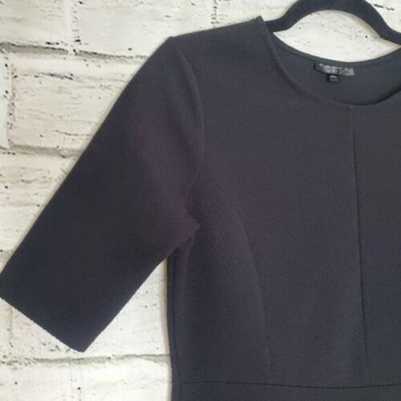 TopShop Black Short Sleeve Thermal Skater Fit & Flare Dress Sz US 8 EUR 40 UK 12 - Picture 6 of 9